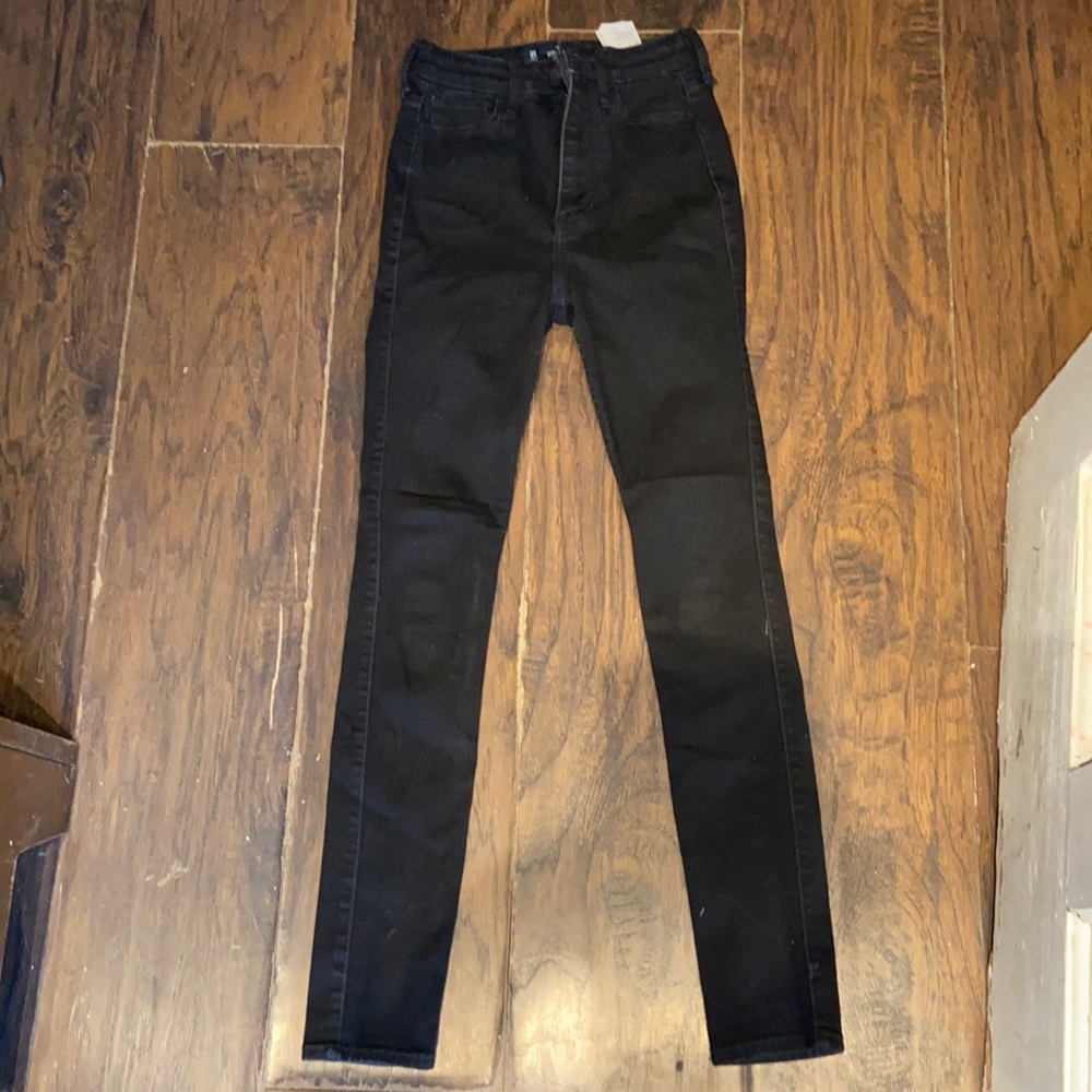 Not wore super skinny jeans